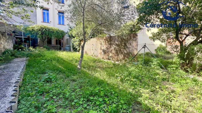 Image No.14-6 Bed House for sale