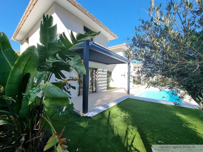 Image No.1-4 Bed House for sale