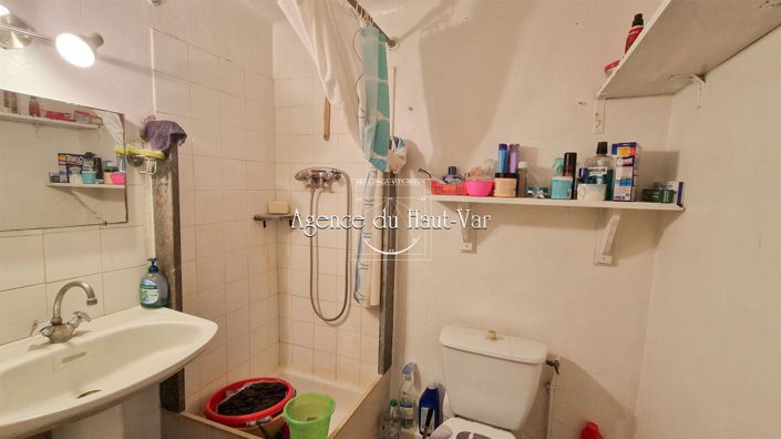 Image No.21-3 Bed House for sale