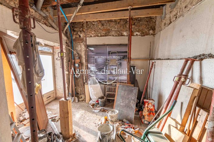 Image No.5-3 Bed House for sale