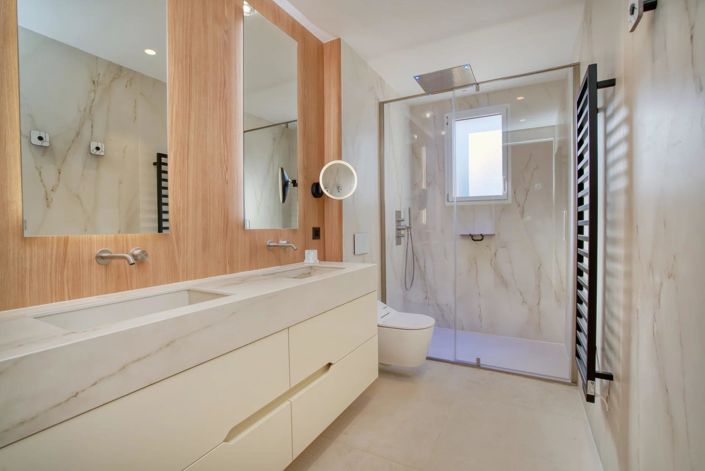 Image No.11-3 Bed House for sale