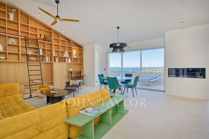 Image No.2-3 Bed House for sale