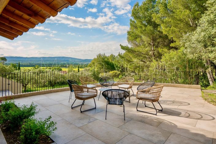 Image No.5-8 Bed House for sale