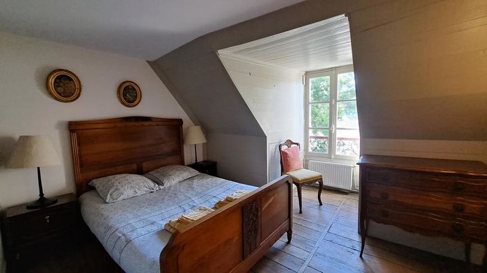 Image No.19-14 Bed Property for sale