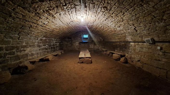 Image No.23-14 Bed Property for sale