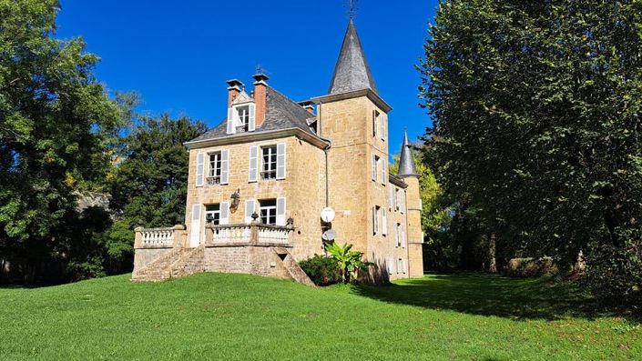 Image No.4-14 Bed Property for sale