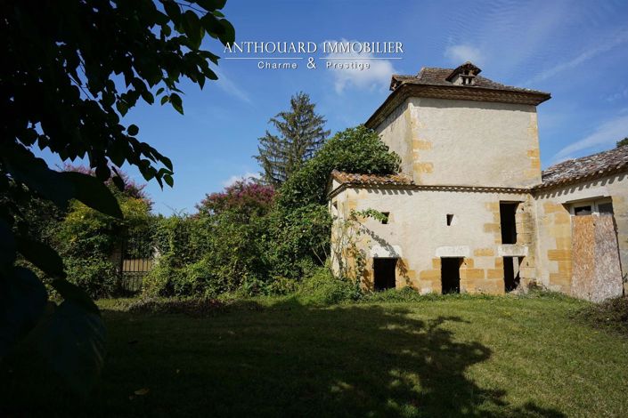 Image No.11-13 Bed Property for sale