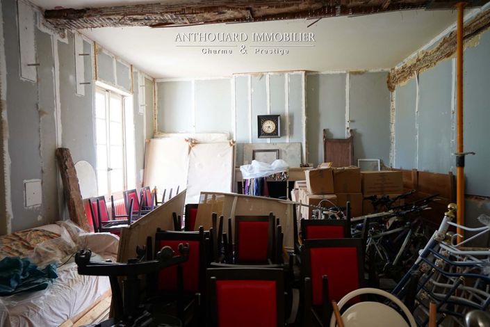 Image No.18-13 Bed Property for sale