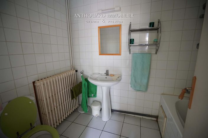 Image No.22-13 Bed Property for sale