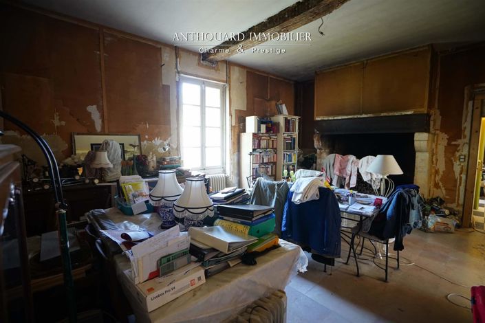 Image No.27-13 Bed Property for sale