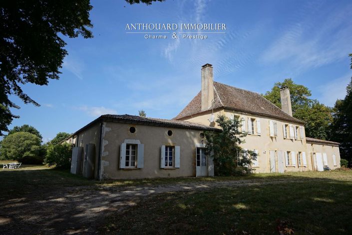 Image No.3-13 Bed Property for sale