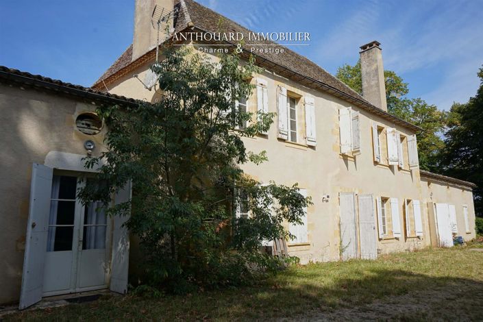 Image No.4-13 Bed Property for sale