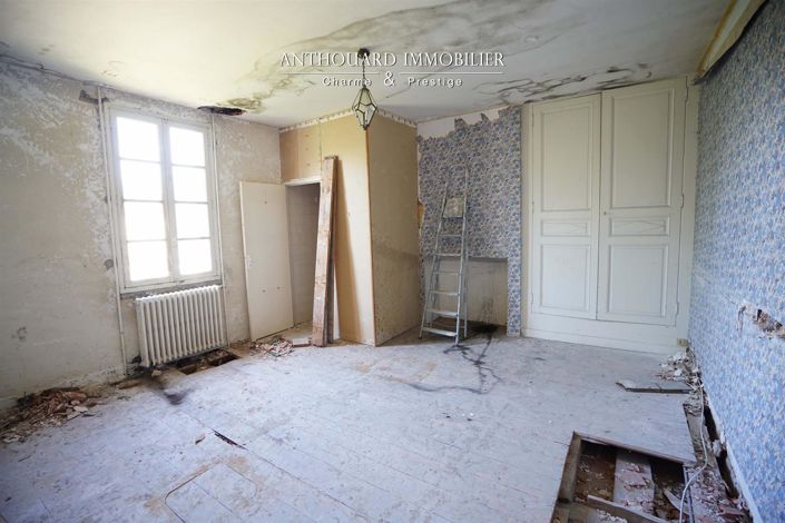 Image No.41-13 Bed Property for sale