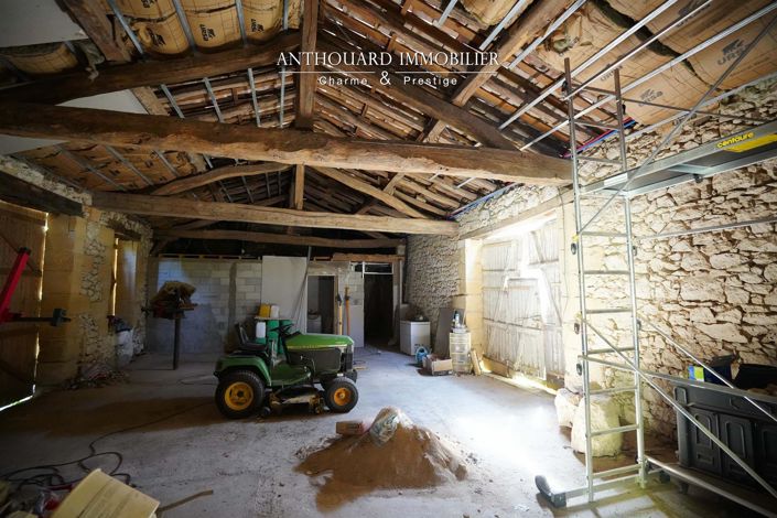 Image No.45-13 Bed Property for sale