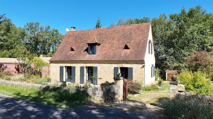 Image No.1-2 Bed House for sale
