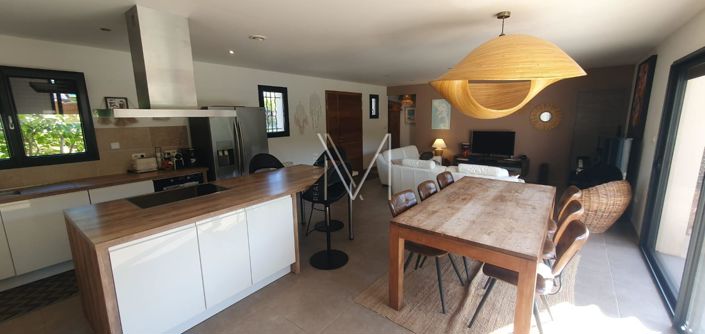 Image No.12-4 Bed House for sale