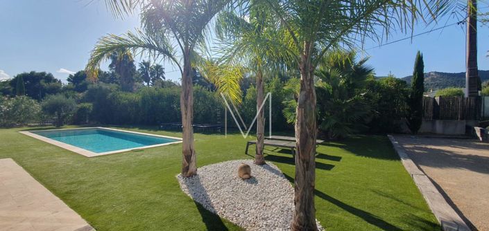 Image No.6-4 Bed House for sale