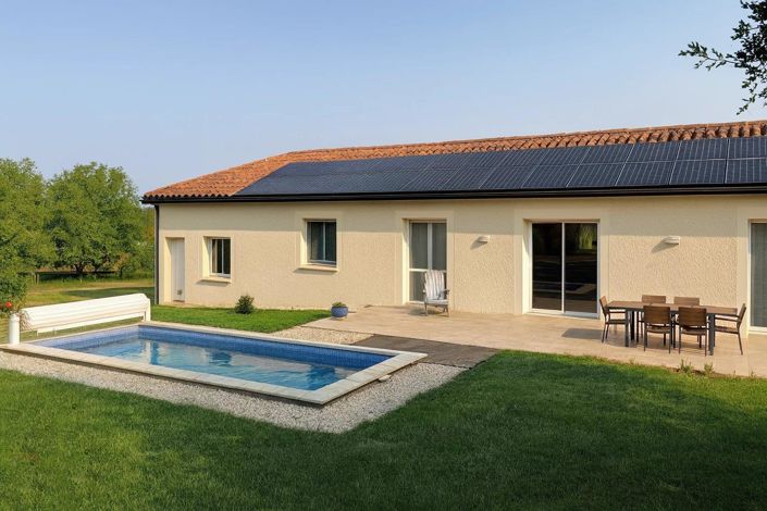 Image No.1-3 Bed House for sale