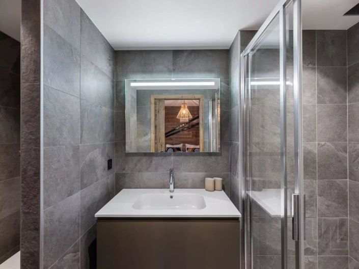 Image No.22-4 Bed Property for sale