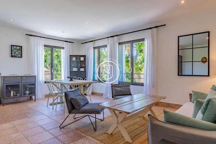 Image No.9-Maison de 22 chambres à vendre à Uzès