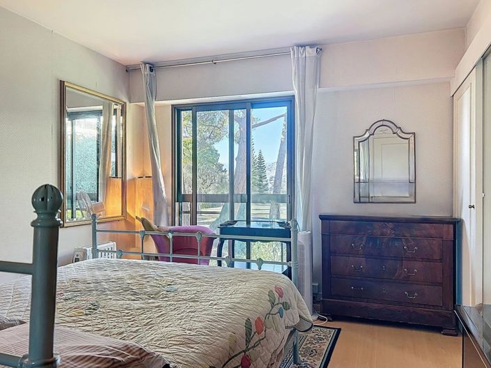 Image No.17-3 Bed Apartment for sale