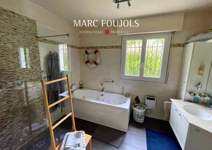 Image No.13-6 Bed House for sale