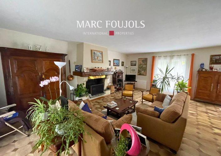 Image No.7-6 Bed House for sale