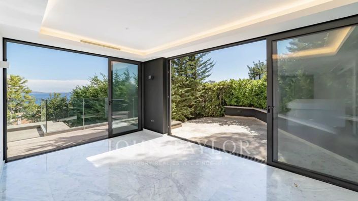 Image No.13-4 Bed House for sale