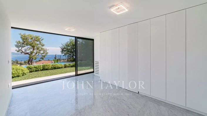 Image No.18-4 Bed House for sale