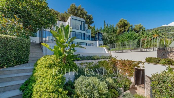 Image No.3-4 Bed House for sale