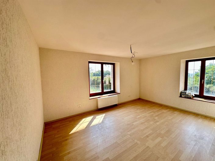 Image No.16-4 Bed House for sale