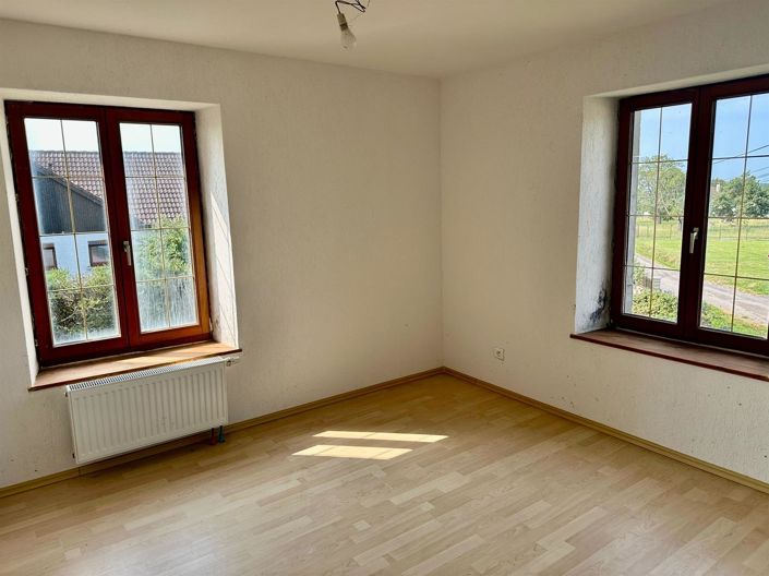 Image No.17-4 Bed House for sale