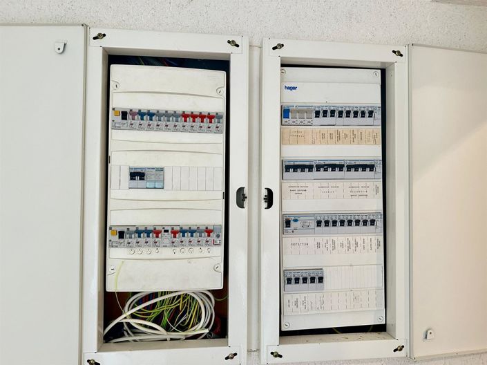 Image No.25-4 Bed House for sale