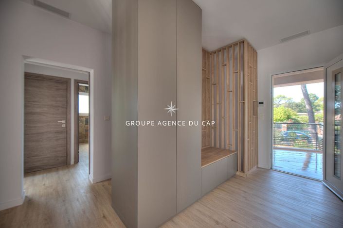 Image No.9-Maison de 5 chambres à vendre à Saint-Raphael