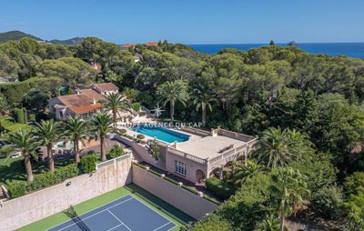 Maison de 5 chambres à vendre à Saint-Raphael