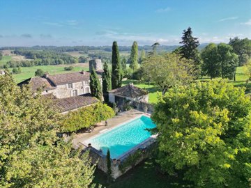 5 Bed House for sale