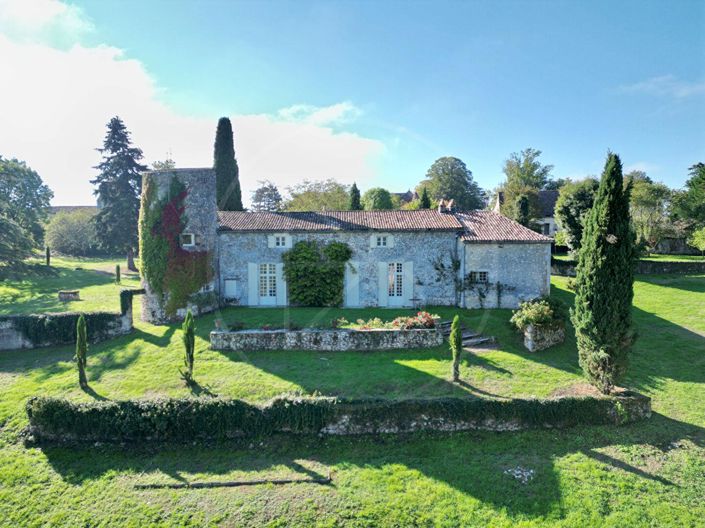 Image No.3-5 Bed House for sale