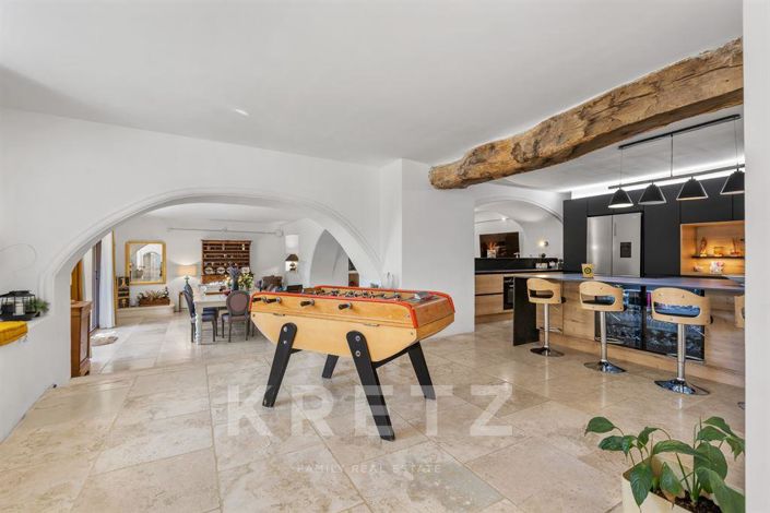 Image No.14-10 Bed House for sale