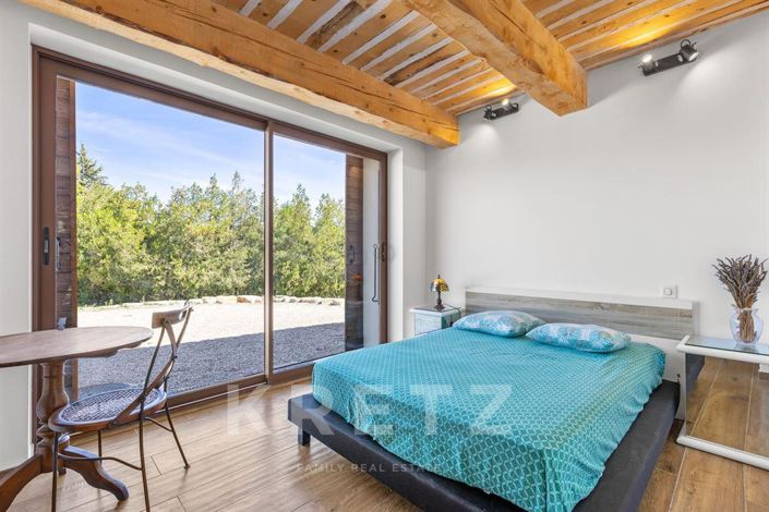 Image No.15-10 Bed House for sale