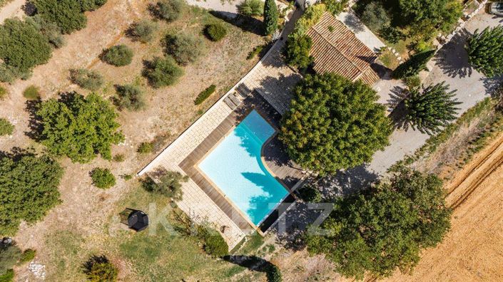 Image No.20-10 Bed House for sale