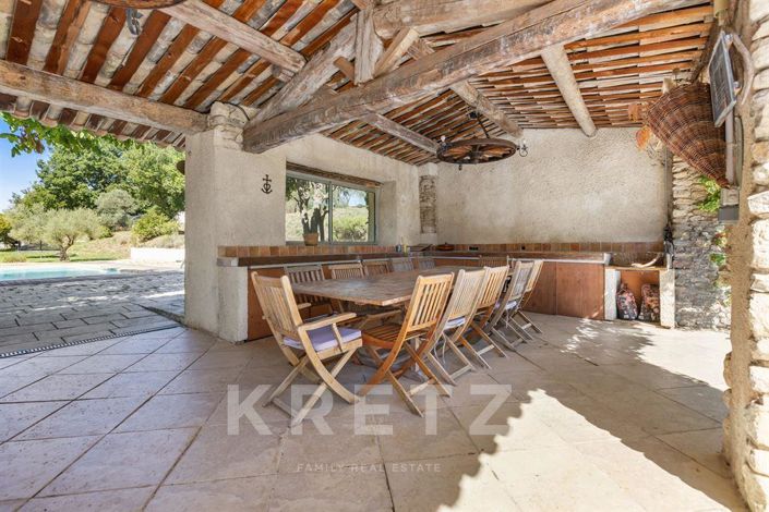 Image No.3-10 Bed House for sale