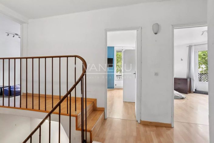 Image No.9-3 Bed House for sale