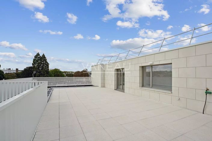 Image No.9-3 Bed Apartment for sale