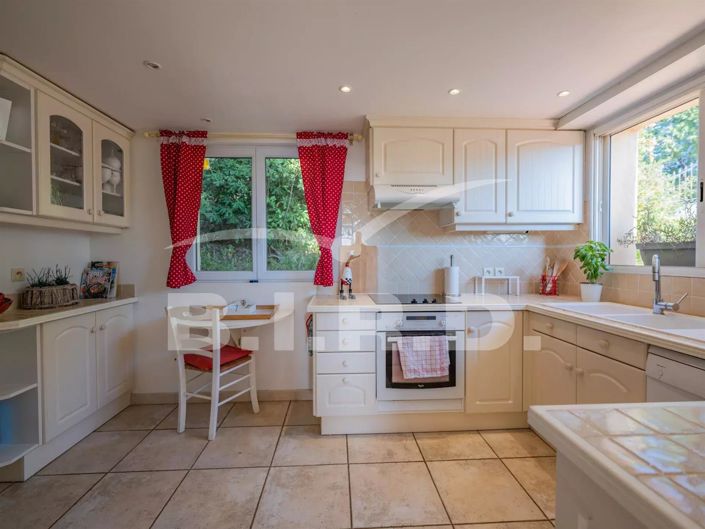 Image No.5-4 Bed House for sale