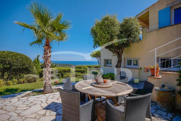 Image No.9-4 Bed House for sale