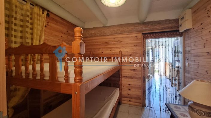 Image No.16-5 Bed House for sale