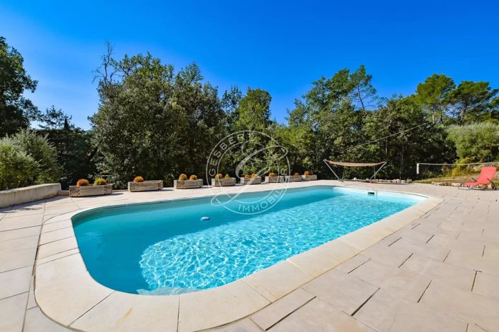 Image No.3-6 Bed House for sale