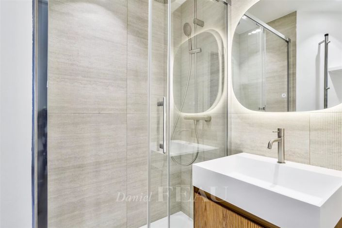 Image No.18-2 Bed Apartment for sale