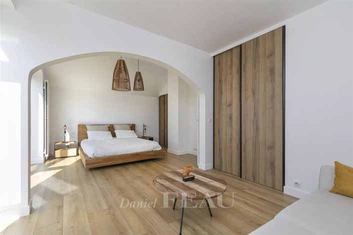 Image No.12-4 Bed House for sale