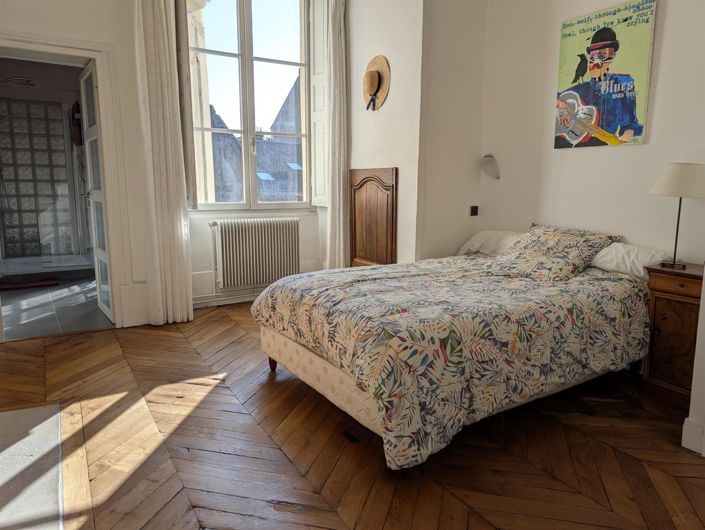 Image No.14-7 Bed House for sale